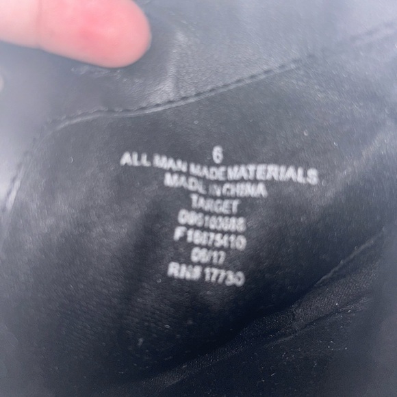 A black pair of Mossimo high heel boots - Picture 5 of 5